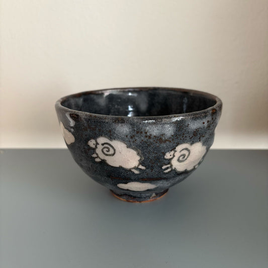 Shino Matcha Bowl “Sheep”